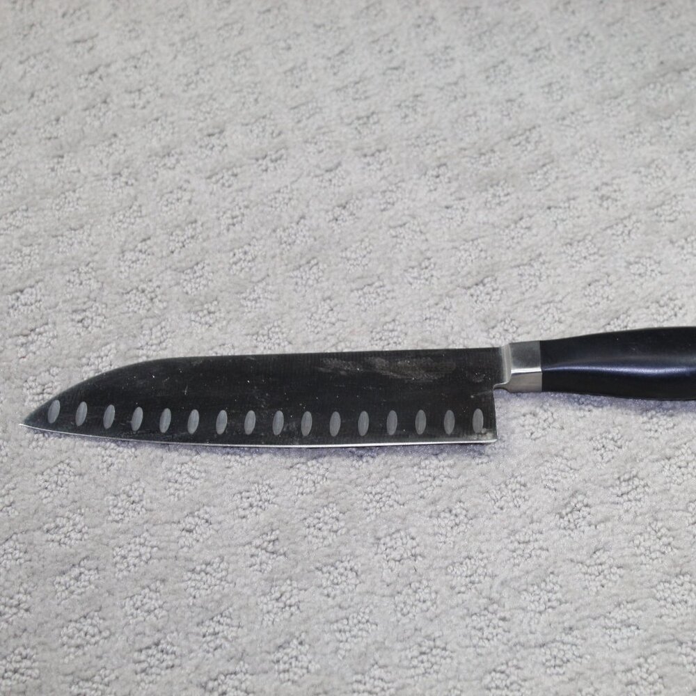Calphalon Full Forged/No Stain 7" German Steel Santoku Knife